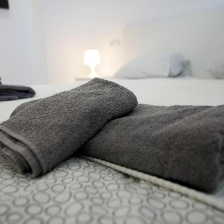 Perla Seven Apartments And Rooms Playa de Palma  Bagian luar foto