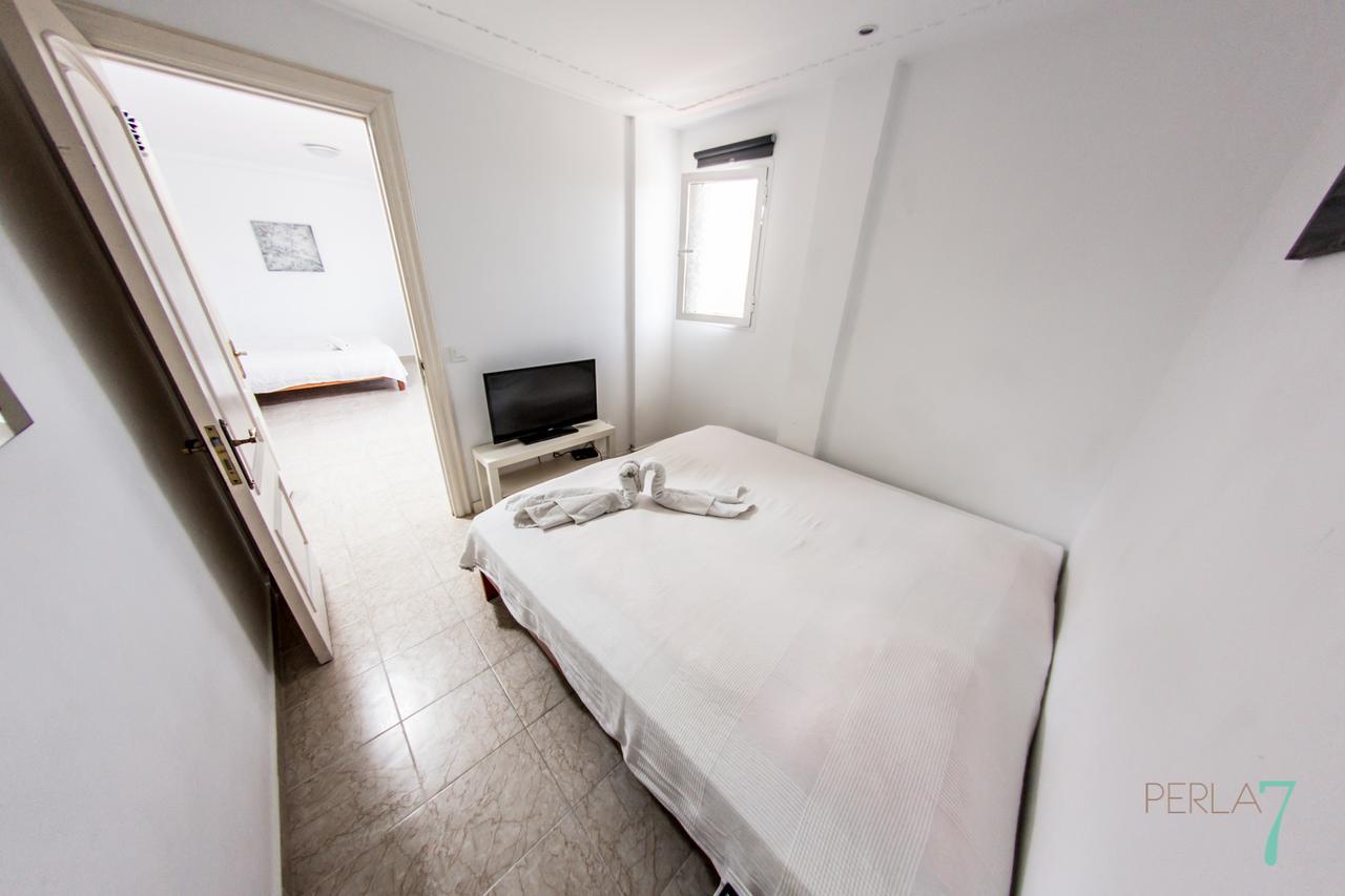 Perla Seven Apartments And Rooms Playa de Palma  Bagian luar foto