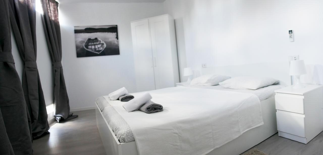 Perla Seven Apartments And Rooms Playa de Palma  Bagian luar foto
