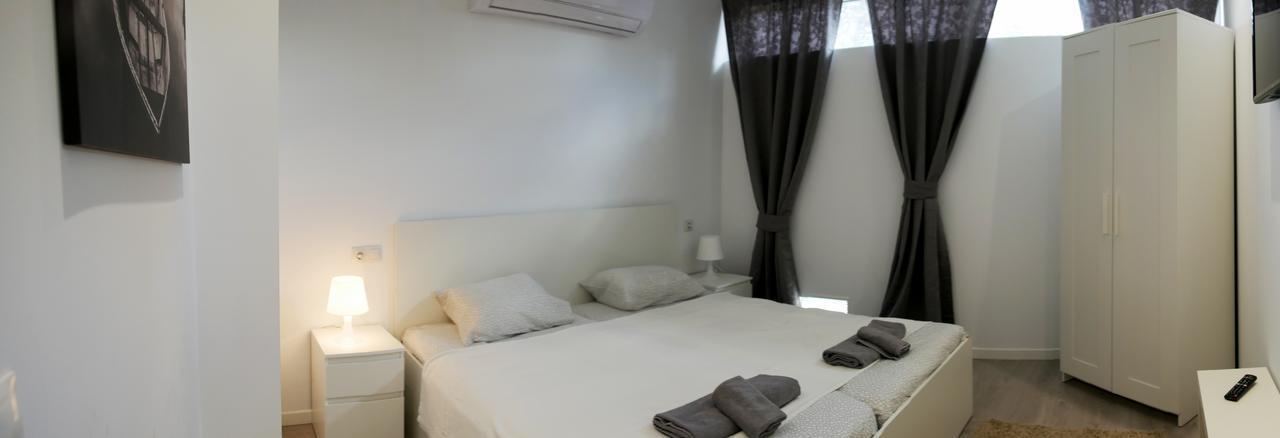 Perla Seven Apartments And Rooms Playa de Palma  Bagian luar foto